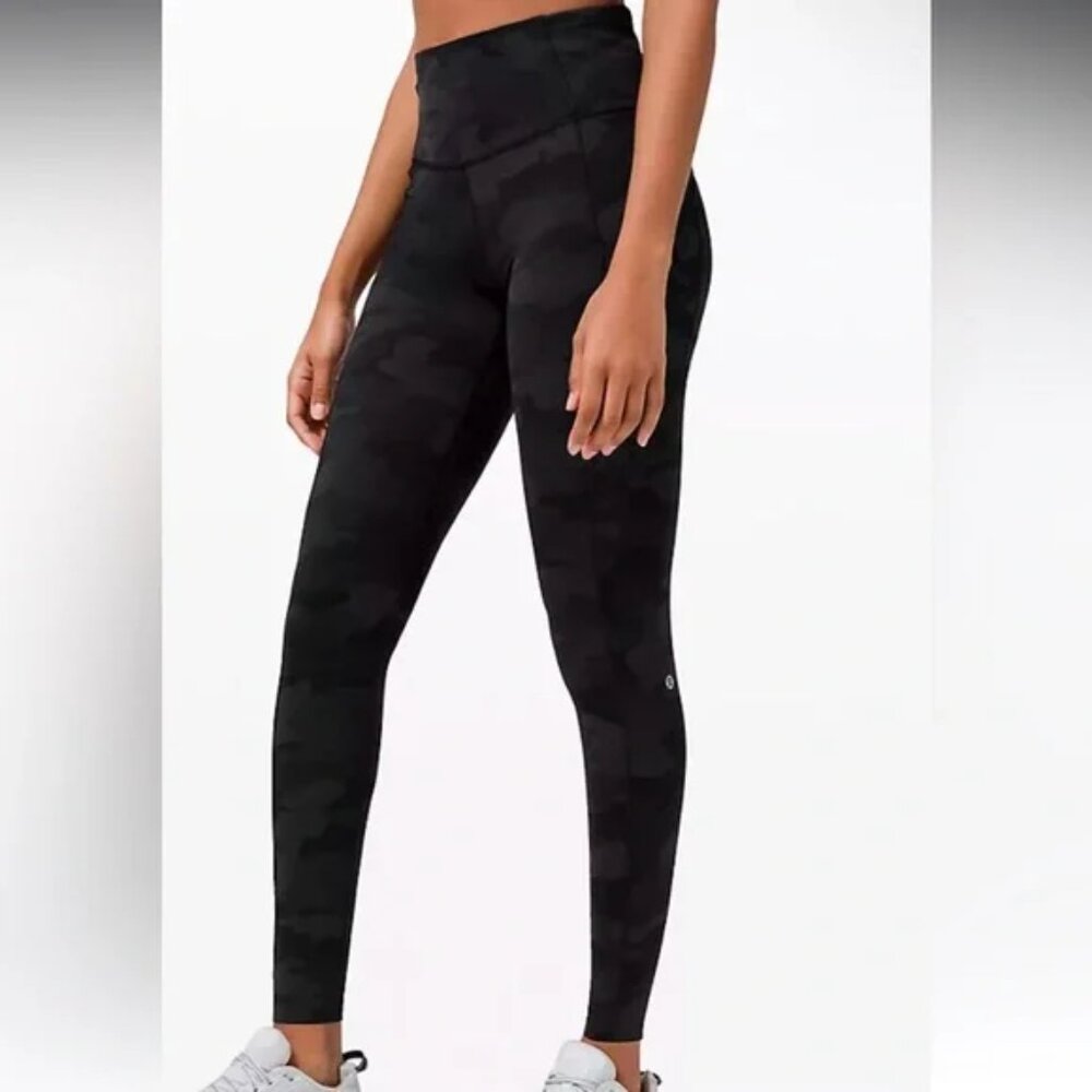 Lululemon Black Camouflage Leggings full length Fast and Free